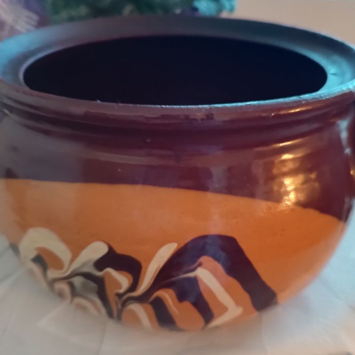 Глинена тенджера