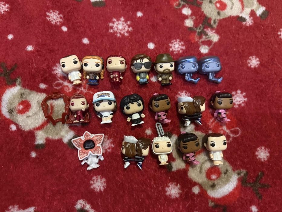 Kinder joy x Stranger things funko pop