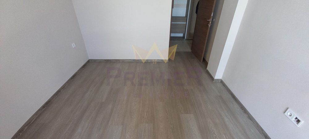 Дава се под наем Тристаен апартамент в Варна, Бриз - 80 кв.м за 510 € - Снимка #10