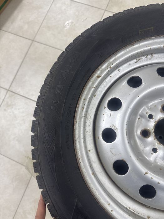 Комплект колес шипы р14 с дисками