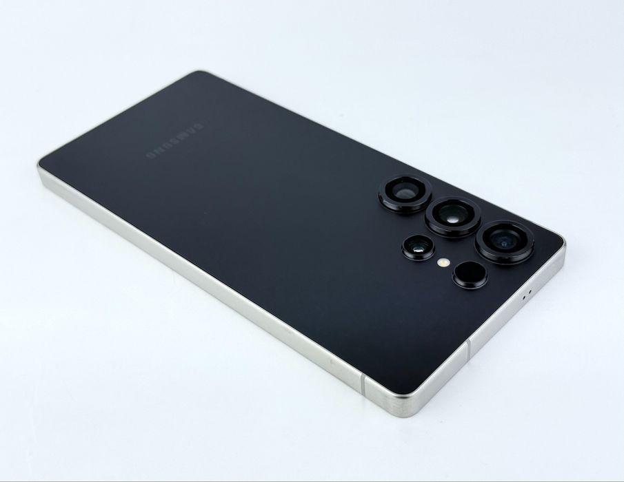 Samsung Galaxy S25 Ultra 5G 256GB 12RAM Black Отличен! Гаранция!