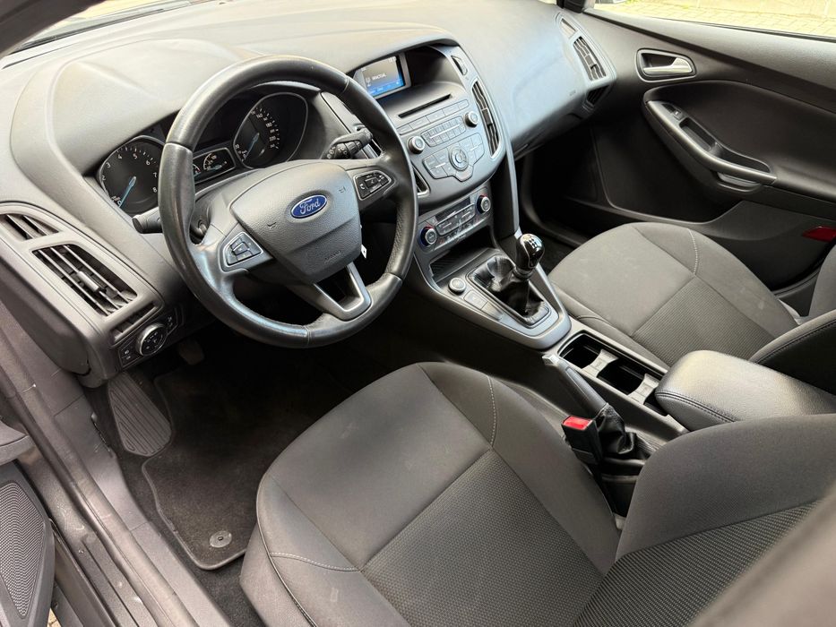 FORD Focus 2018 — imagine 3