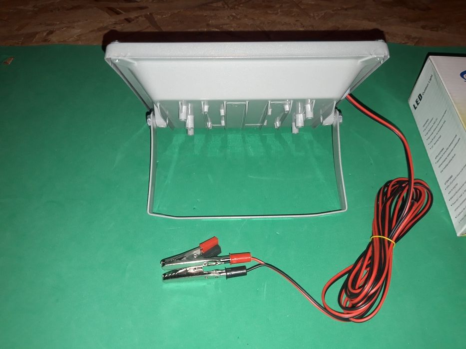 Proiector led 12v / 20w lumina alba camping, pescuit rezistent la apa!
