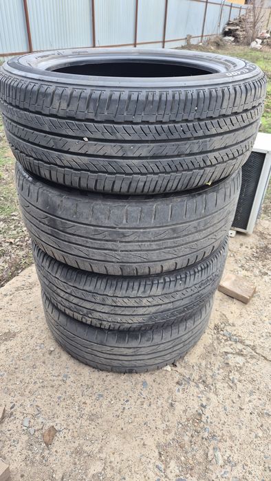 Шины летние 215/55 r17