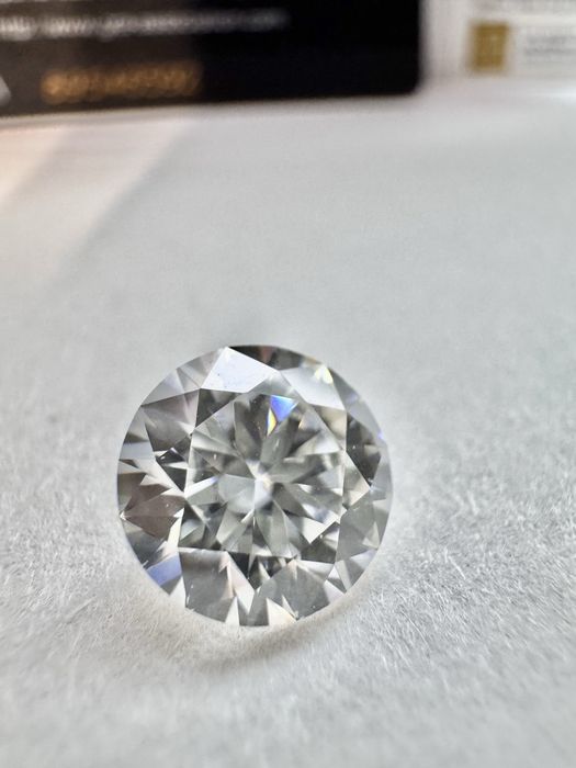 Диамант 2.5 карата , мойсанит за бижу и подарък