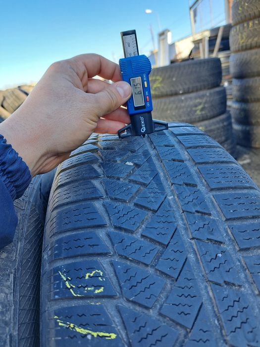 Anvelope de iarna 215-65r16 Continental