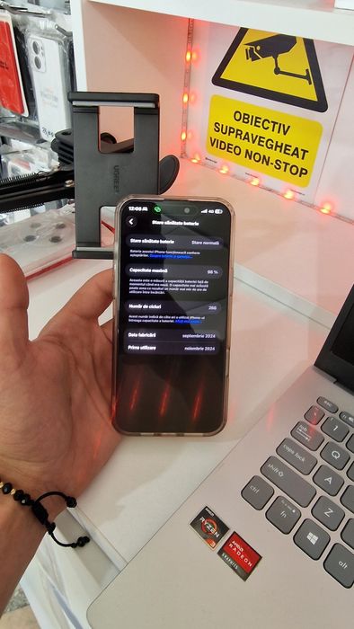 Apple iPhone 16 Pro Max 256GB – stare foarte bună, baterie 98%