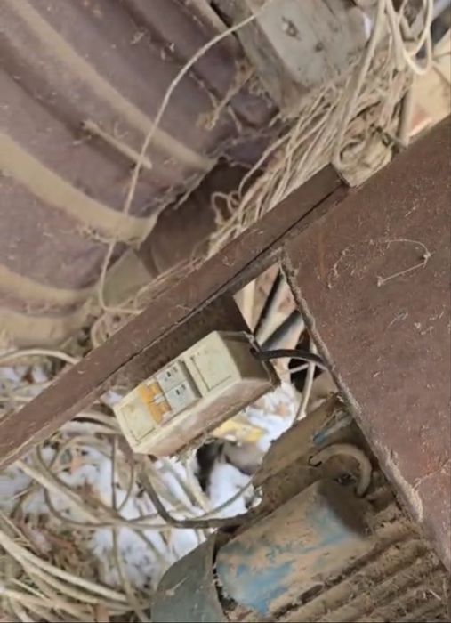 Дробилка для сены и корма.. 220w