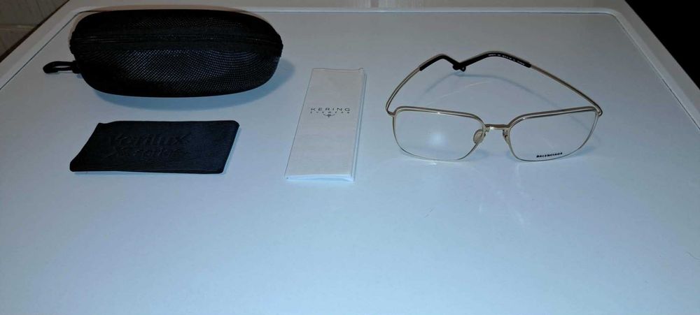 Rama ochelarii Balenciaga originala din Titanium prod nou