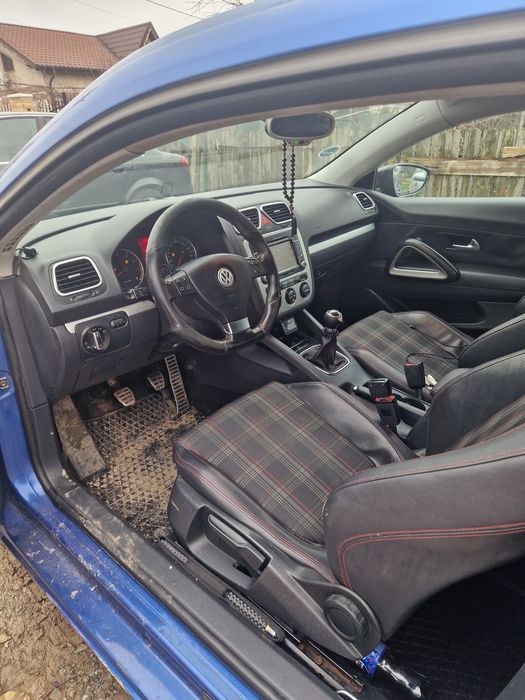 Sirocco vând schimb