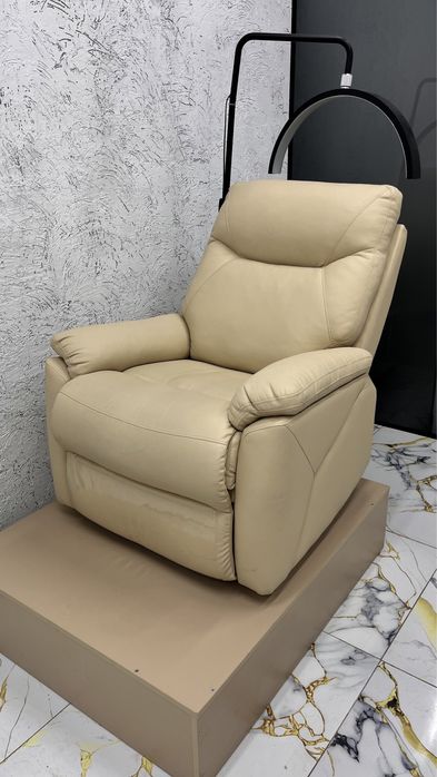 Продам кресло реклайнер