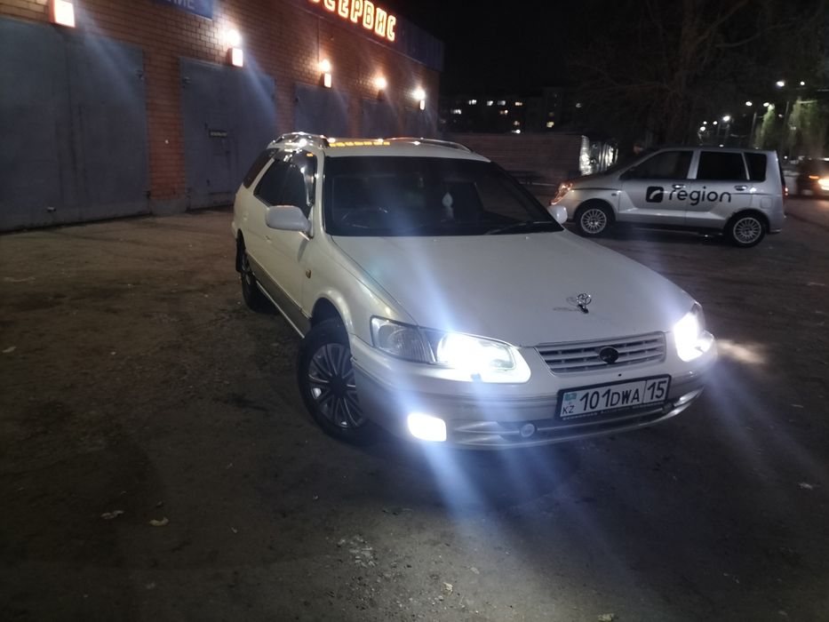 Продам камри грация