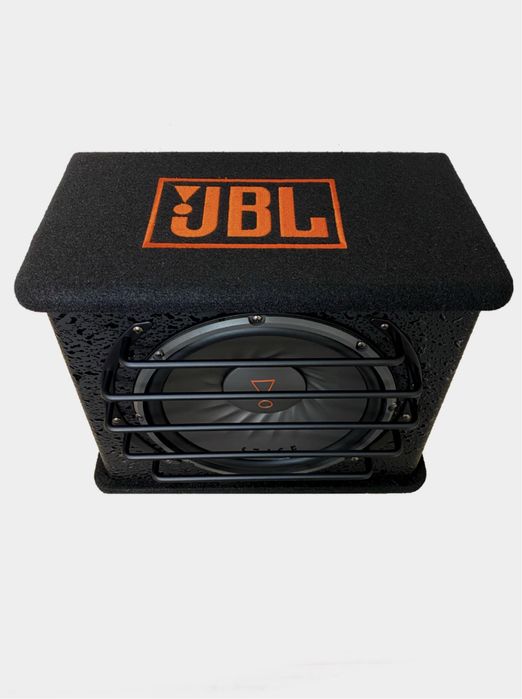 Активный Сабвуфер JBL Carbon,со встроенным усилителем и завод коробкой