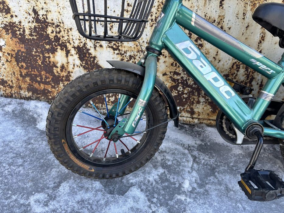 велосипед детский(до 5 лет где то)