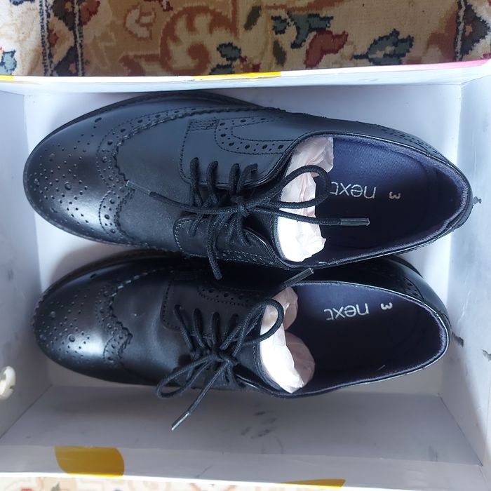 Продам обувь Next для мальчика