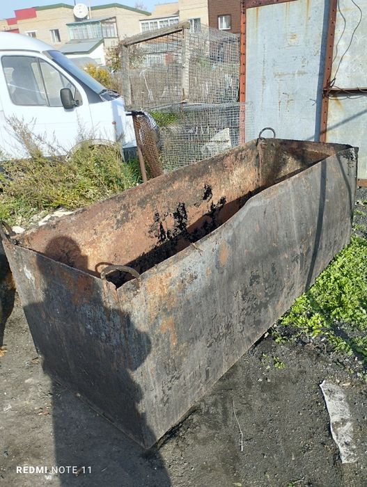 Продам металлическую ёмкость