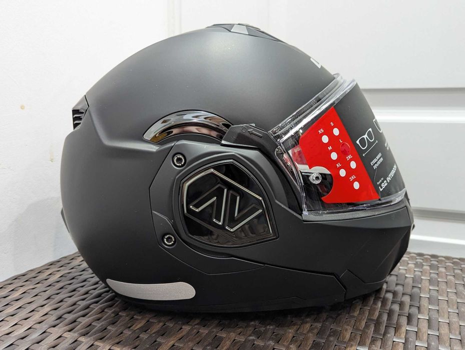Casca moto LS2 Advant, marime L - flip-back, ochelari