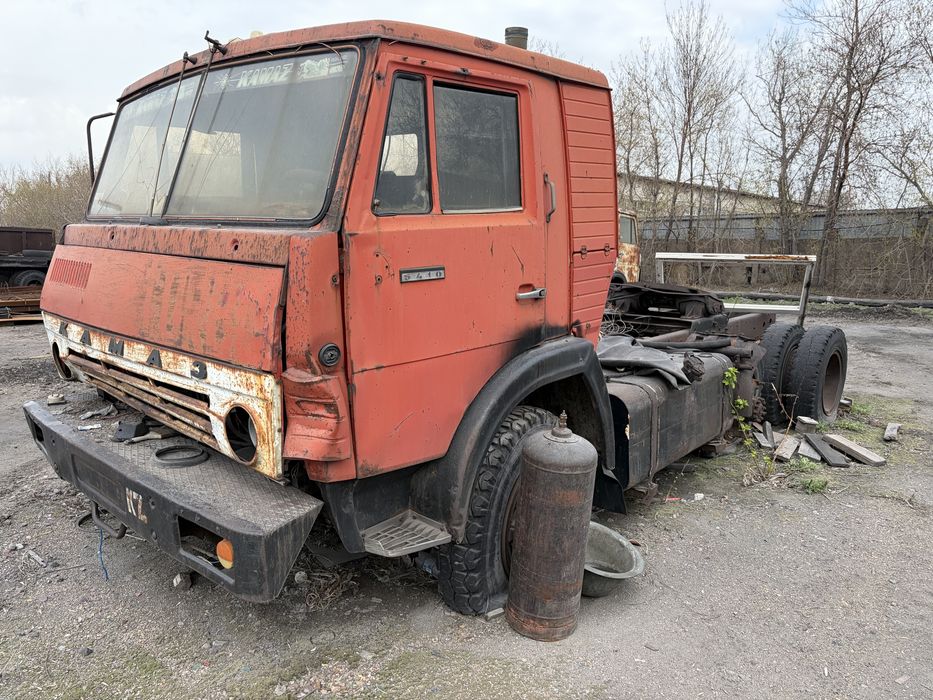 Продам на запчасти автомобиль Камаз,