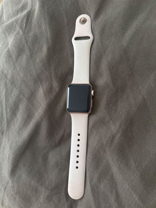 Apple Watch 3 , 38