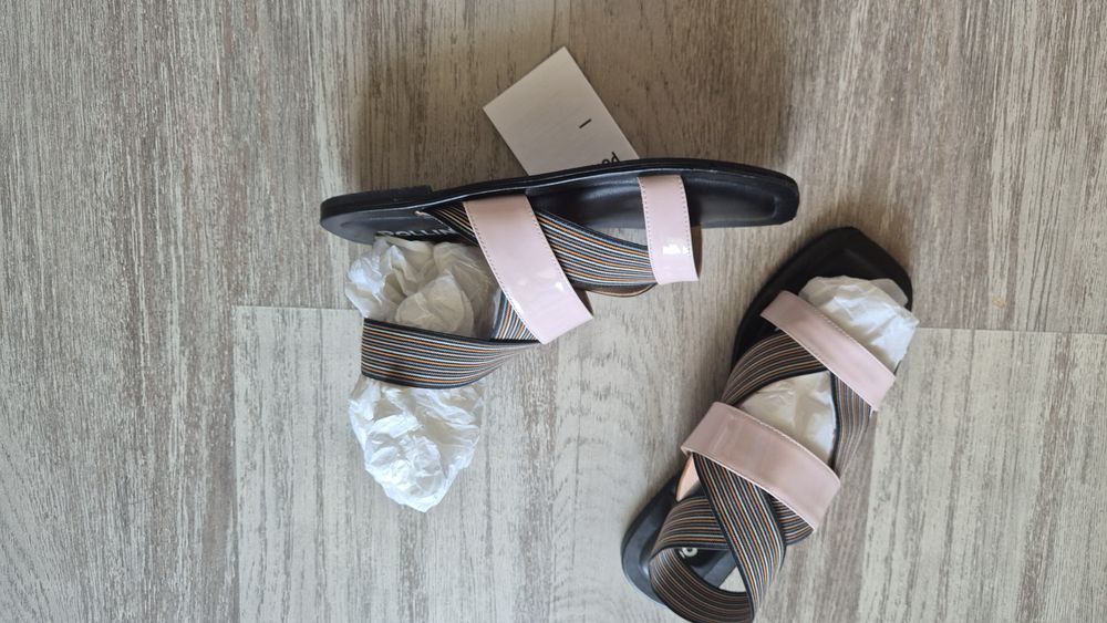 Дамски сандали Pollini