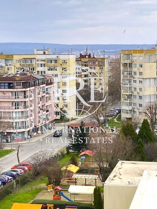 3-стаен в Варна-Чаталджа площ 88кв.м. цена 199000 евро