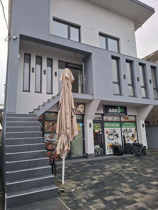 Închiriez Spațiu Comercial bvd.Nicolae Romanescu