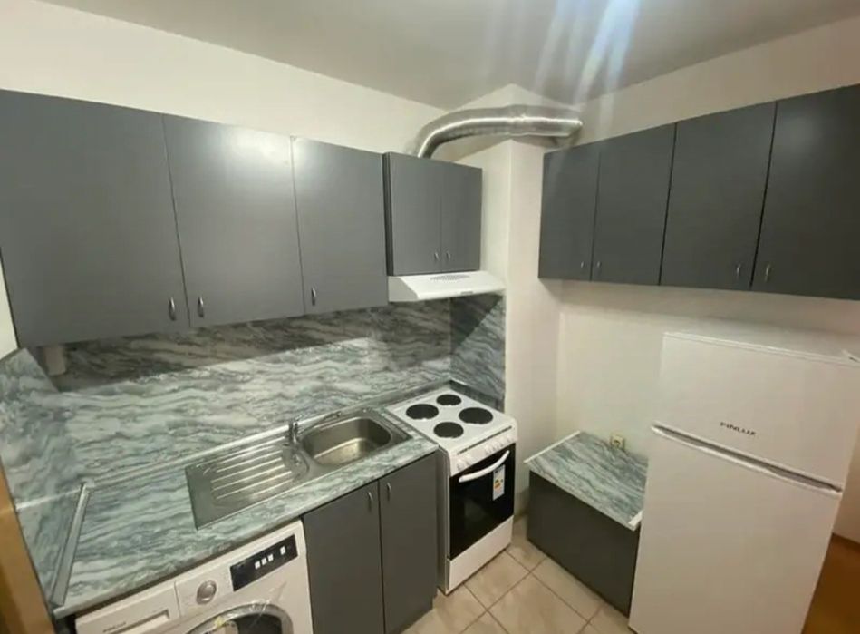 Дава се под наем Двустаен апартамент в Бургас, Меден рудник - зона А - 60 кв.м за 306 € - Снимка #3