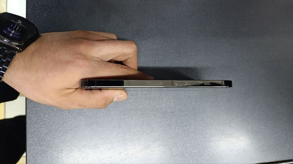 Iphone 12 pro max sotiladu