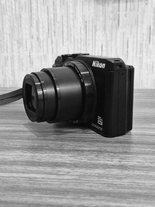 Nikon Coolpix A900