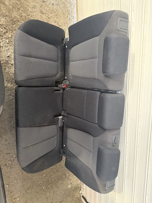 Hyundai Santa Fe 2 салон седалки