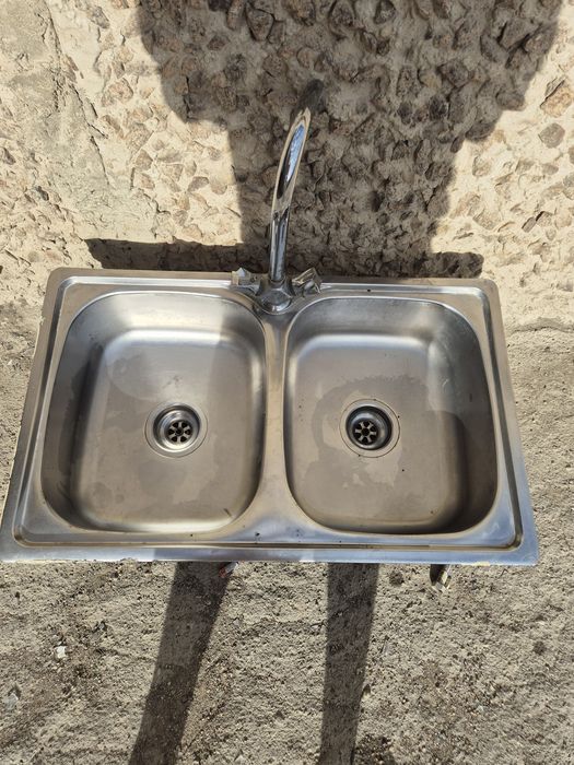 Продаётся умывальник