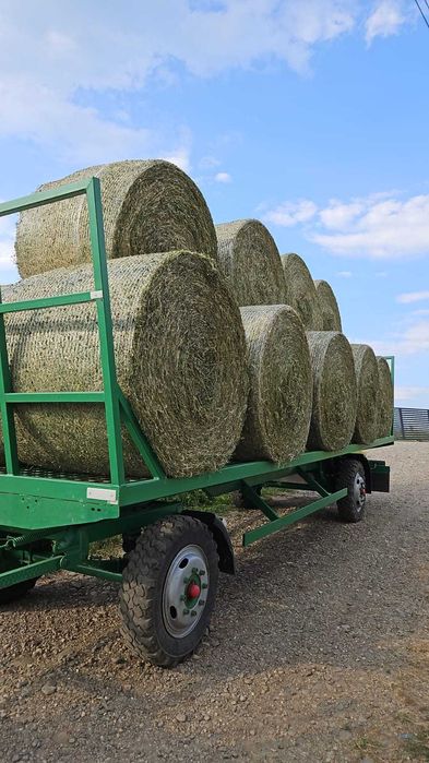 Baloți de otavă ghizdei,coasa a treia