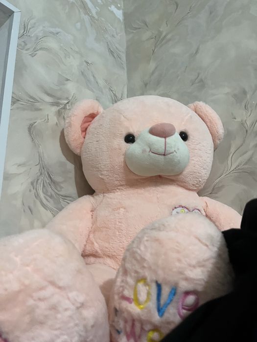 медведь розовый