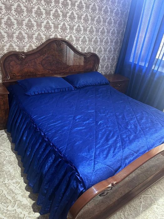 Продам  шторы в комплекте