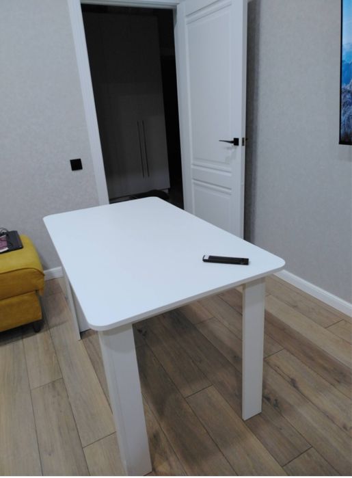 Кухонный стол скидка