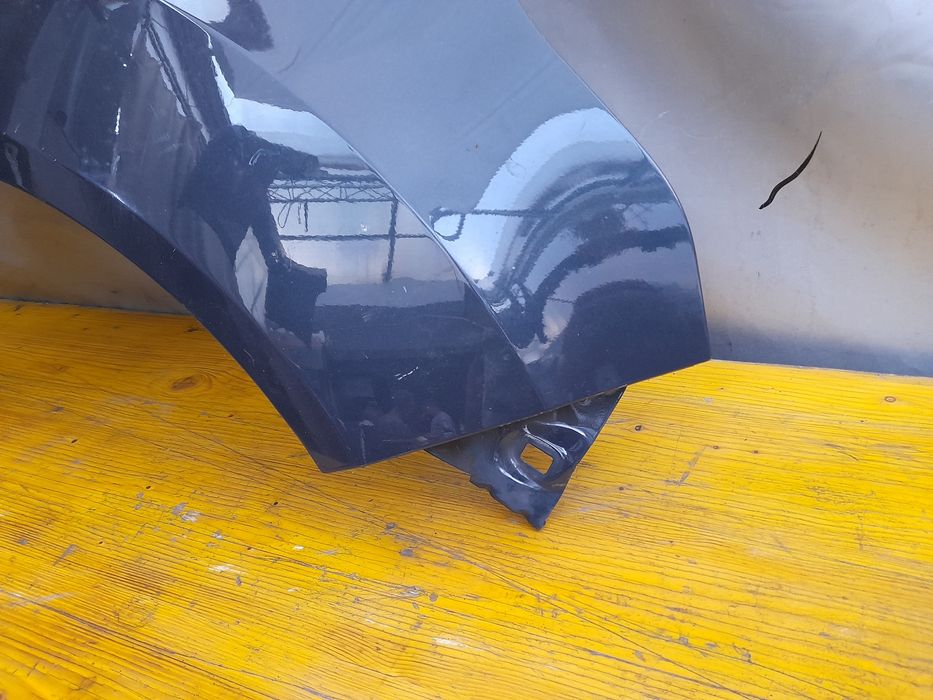 Калник десен Ford B-Max 200лв