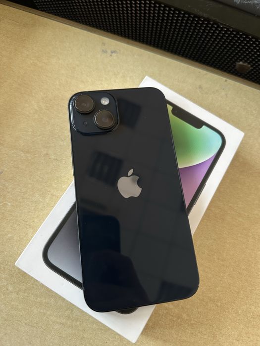 Продам IPhone 14 256 gb