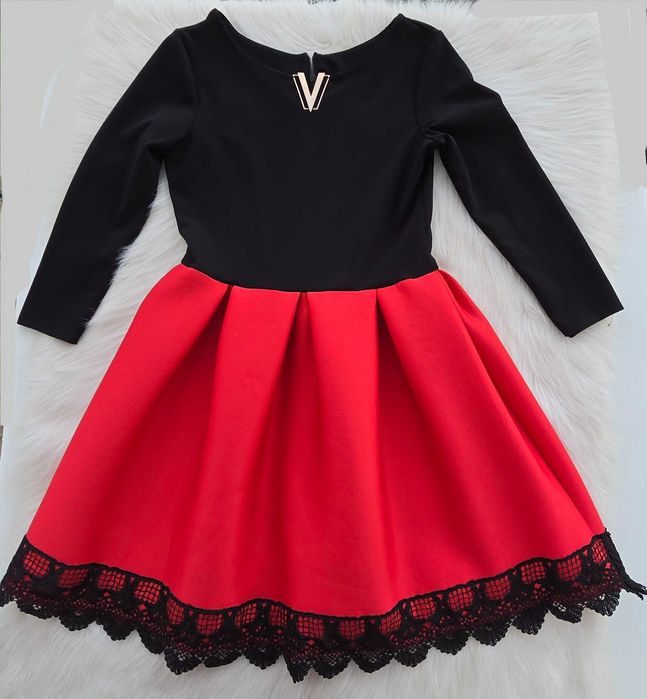 Дамска рокля размер М-Л