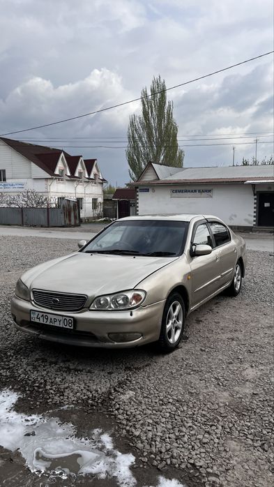 Машина ниссан цефиро а33
