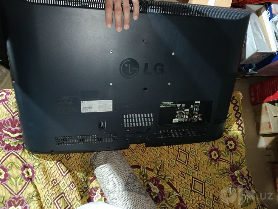 Sotiladi: original LG televizor  550.000sum kelshamiz