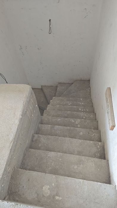 Nazarbek Harakat mahallada hovli