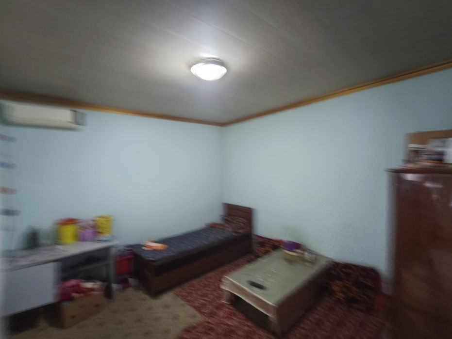 Uy sotiladi 11 sotix