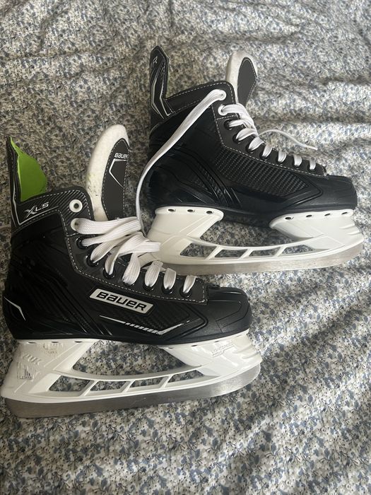 Коньки Bauer XLS