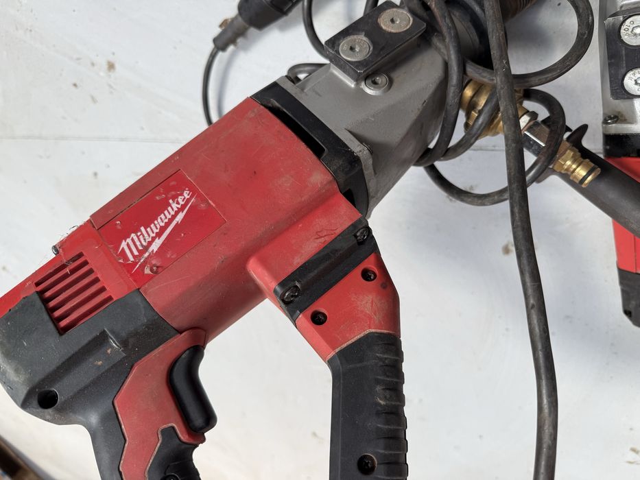 Mașină de carotat Milwaukee DD3-152,