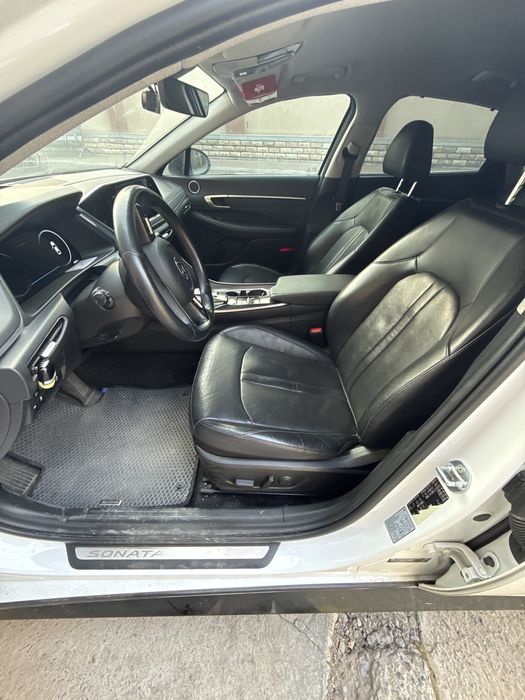 hyundai sanata 2.5 2020