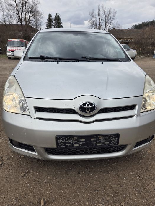 На части!!  Toyota  Corolla Verso 2.2 d-cat 177 Тойота Корола Версо