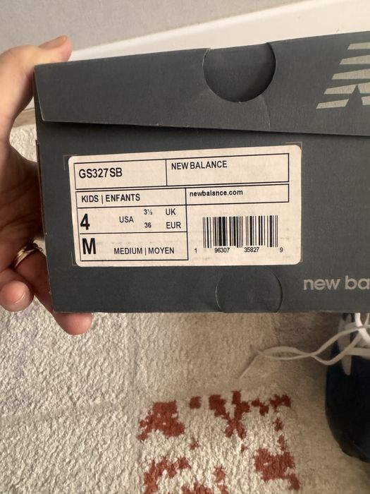 Продам кроссовки оригинал р36
