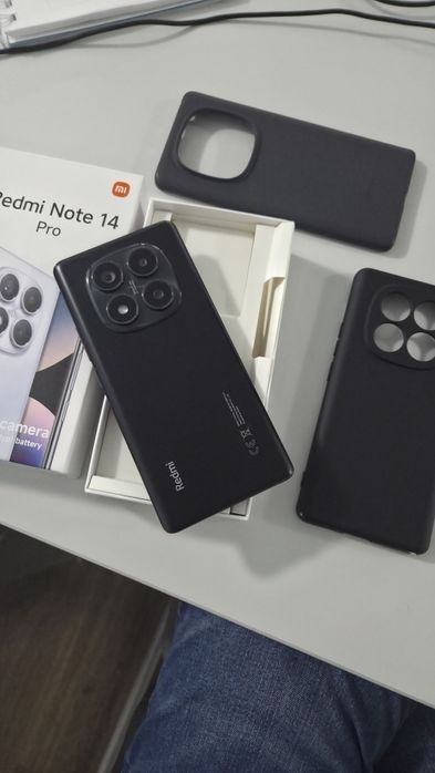 Vând Redmi Note 14 Pro
