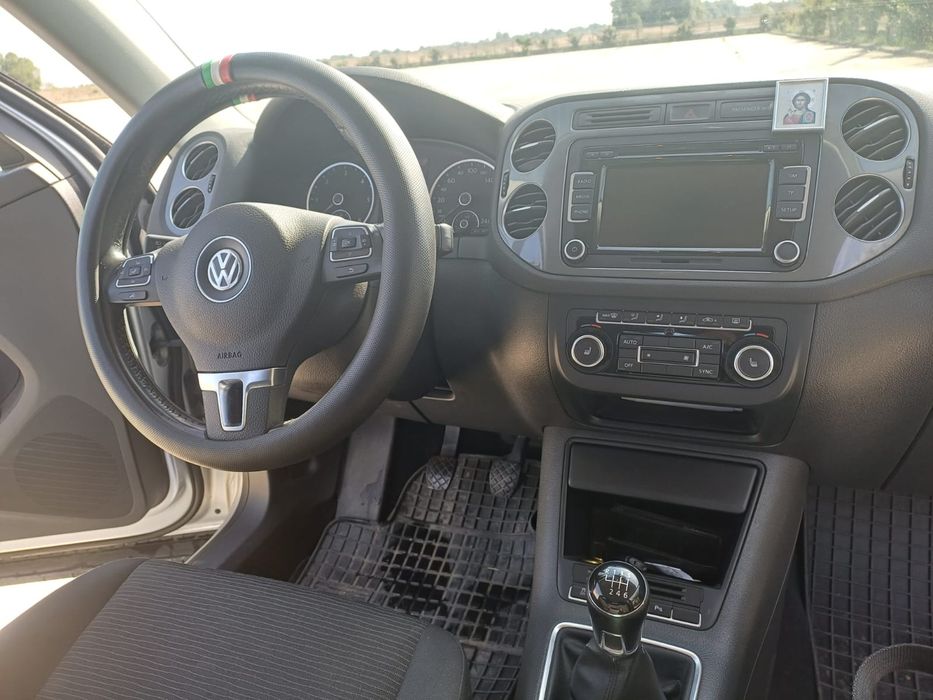 Vând mașina Volkswagen