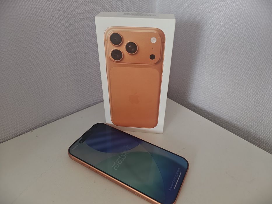 Продам Iphone 17 pro новый в упаковке